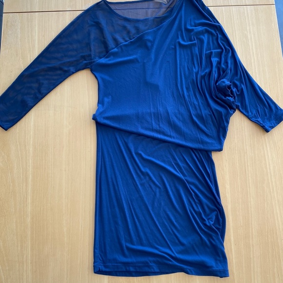 BCBG MaxAzria Laheld mesh/cotton asymmetrical blue dress. - Picture 2 of 5